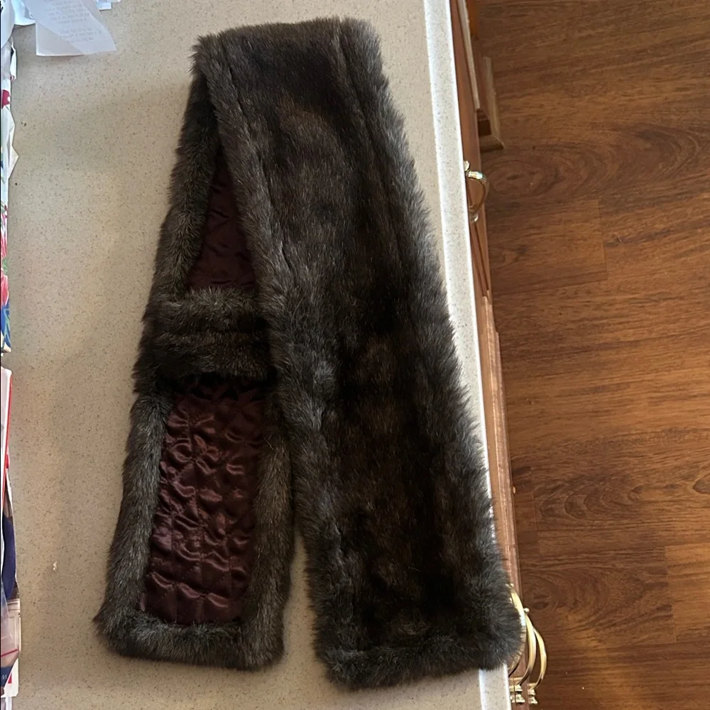 Lands End Faux Fur Scarf - Picture 1 of 2